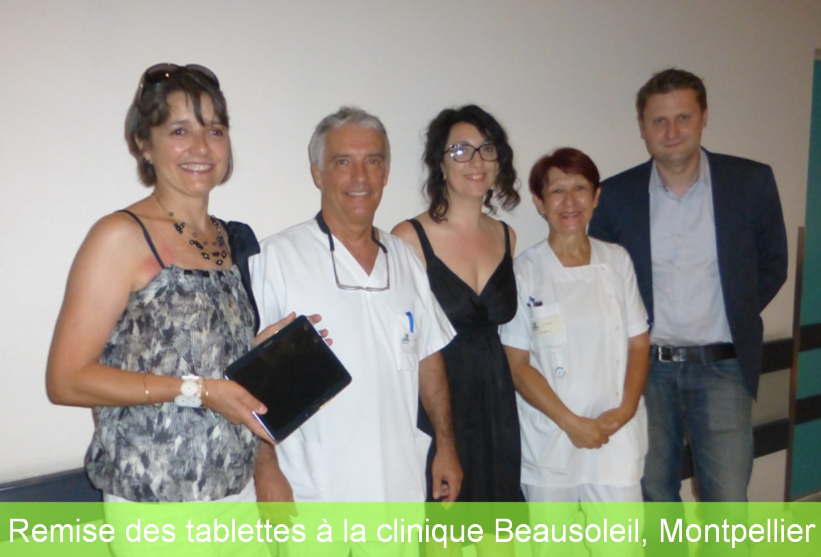 Remise de tablettes af3m à la Clinique Beausoleil